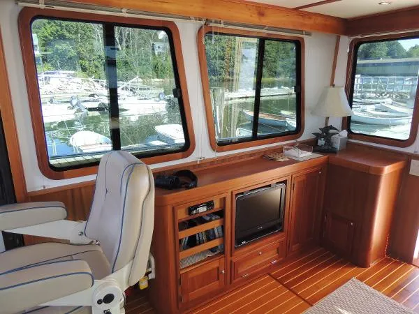 Slide: The Image of Sabre 42 Sedan 2006 - 5