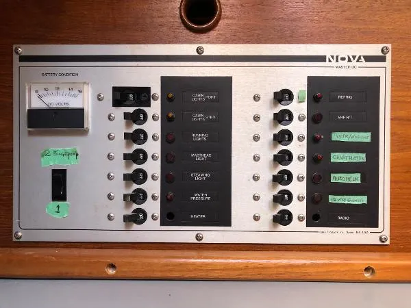 Slide: The Image of Nonsuch 30 1988 - 10
