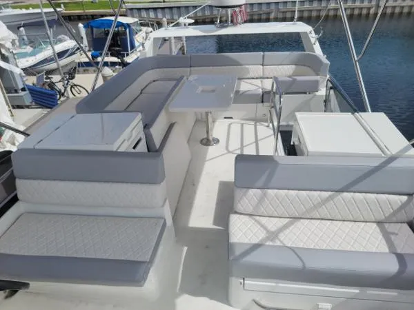 Slide: The Image of Galeon 420 Fly 2018 - 11