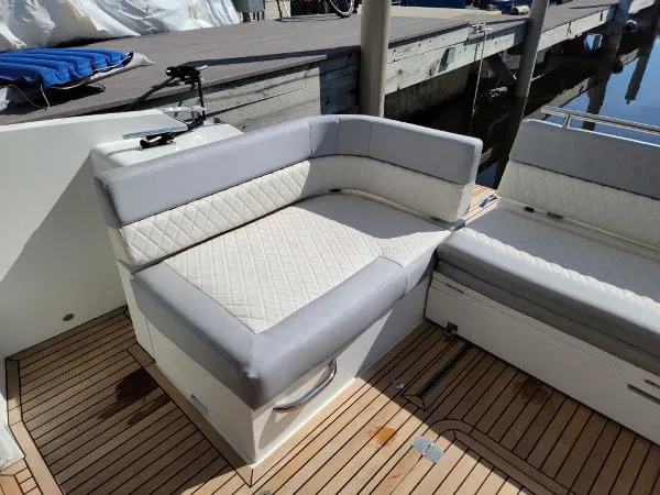 Slide: The Image of Galeon 420 Fly 2018 - 6
