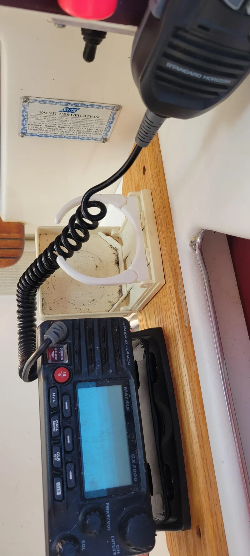 Slide: The Image of Radio equipment on 1988 Sea Ray 340 Express Cruiser. - 40