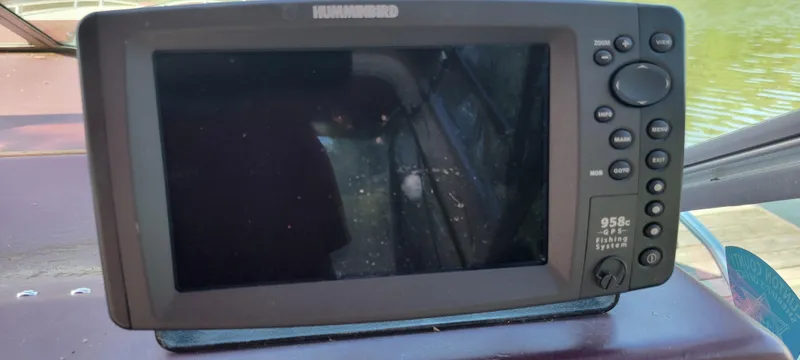 Slide: The Image of Humminbird fishfinder on 1988 Sea Ray 340 Express Cruiser. - 41