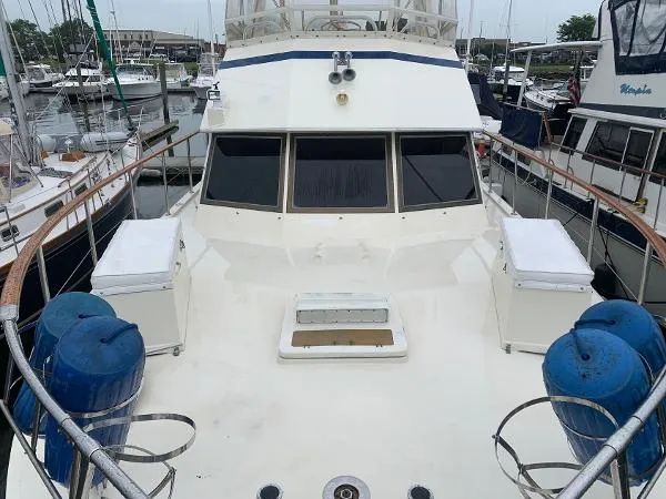 Slide: The Image of Hatteras 48 Cockpit Motoryacht 1983 - 5