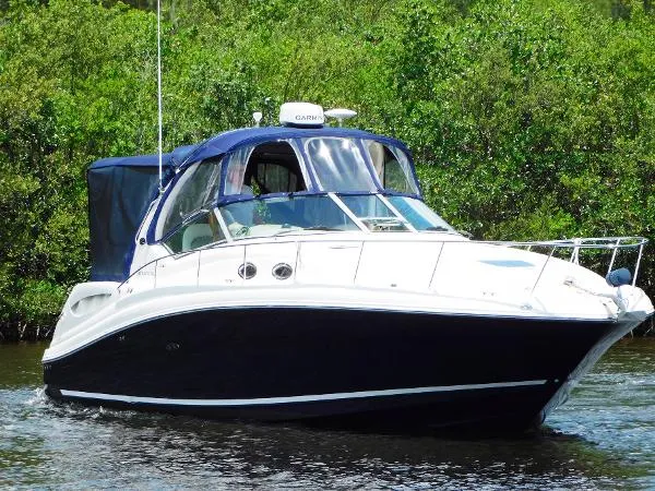 Slide: The Image of Sea Ray 340 Sundancer 2004 - 1
