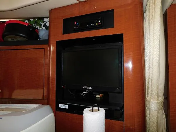 Slide: The Image of Sea Ray 340 Sundancer 2004 - 4
