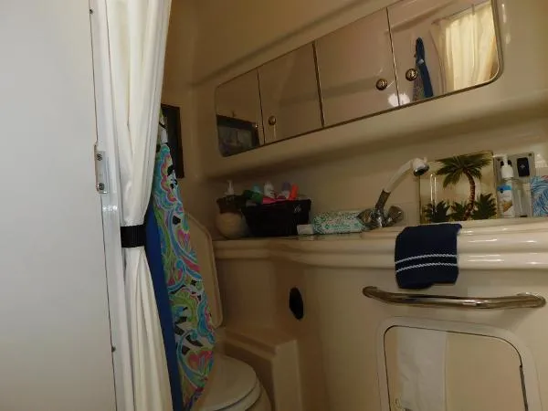 Slide: The Image of Sea Ray 340 Sundancer 2004 - 7