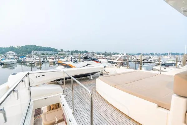 Slide: The Image of Ferretti 800 2013 - 6