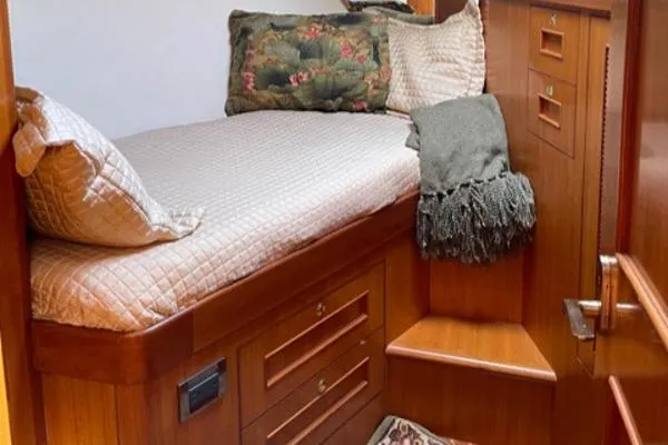 Slide: The Image of Ocean Alexander 48 Classico Aft Cabin 2006 - 11