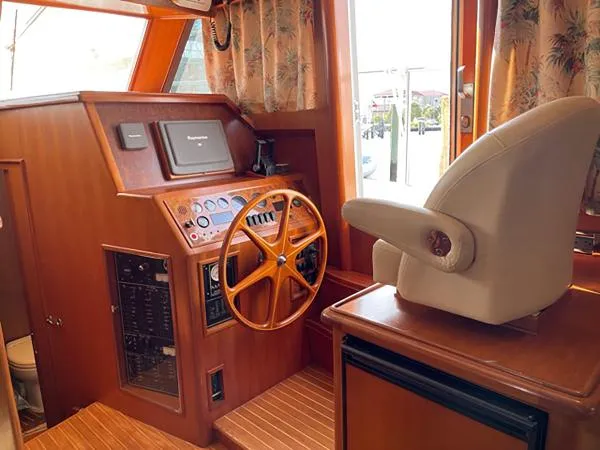 Slide: The Image of Ocean Alexander 48 Classico Aft Cabin 2006 - 6