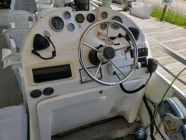Slide: The Image of Trident Pontoon 2006 - 5