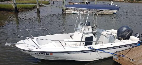 Slide: The Image of Boston Whaler 20 Outrage 1997 - 0