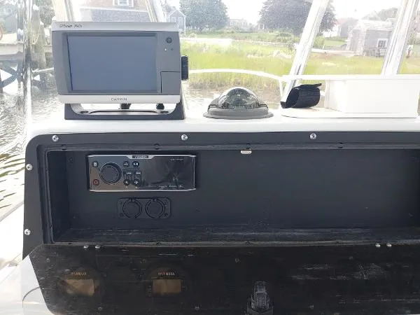 Slide: The Image of Boston Whaler 20 Outrage 1997 - 2
