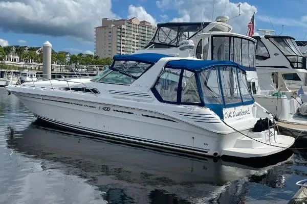 Slide: The Image of Sea Ray 400 Express Cruiser 1993 - 1