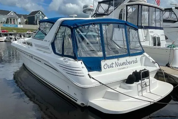 Slide: The Image of Sea Ray 400 Express Cruiser 1993 - 5