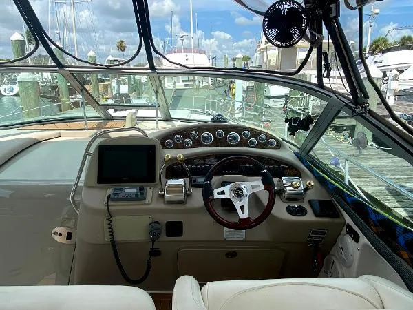 Slide: The Image of Sea Ray 340 Sundancer 2002 - 5