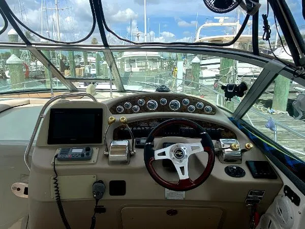 Slide: The Image of Sea Ray 340 Sundancer 2002 - 6