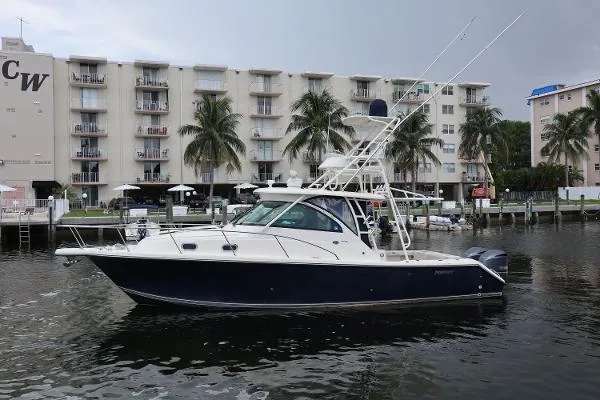 Slide: The Image of Pursuit 345 Offshore 2014 - 0