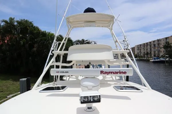 Slide: The Image of Pursuit 345 Offshore 2014 - 4