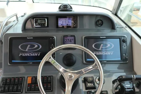 Slide: The Image of Pursuit 345 Offshore 2014 - 9
