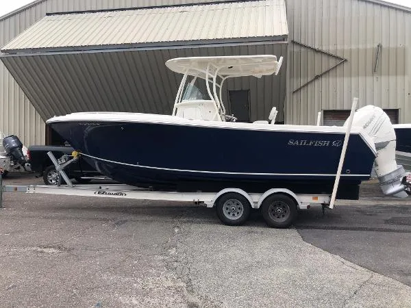 Slide: The Image of Sailfish 240 CC 2016 - 1