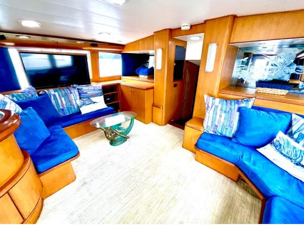 Slide: The Image of Palmer Johnson 76 EB Sportfisherman 1993 - 1