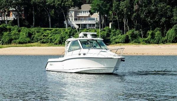 Slide: The Image of Boston Whaler 345 Conquest 2013 - 1