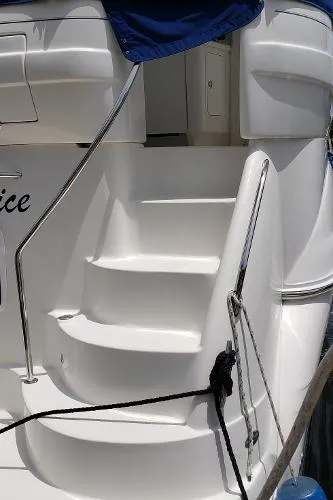 Slide: The Image of Sea Ray 40 Motor Yacht 2007 - 10