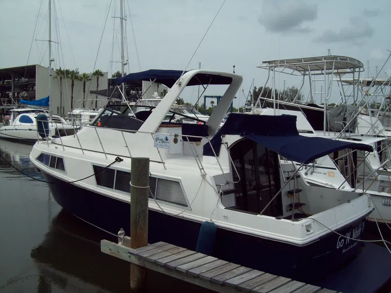 Slide: The Image of Carver Yachts Mariner 1987 - 1
