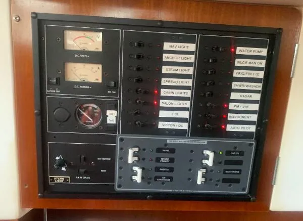 Slide: The Image of Beneteau Oceanis 40 CC 1995 - 9