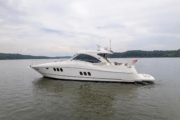 Slide: The Image of Sea Ray 610 Sundancer 2012 - 1