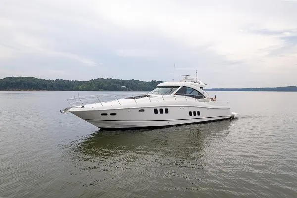 Slide: The Image of Sea Ray 610 Sundancer 2012 - 10