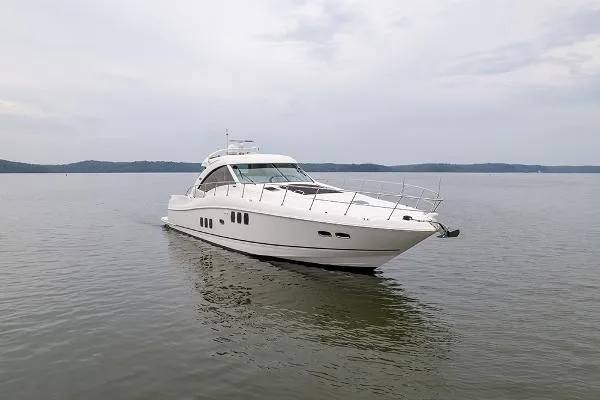Slide: The Image of Sea Ray 610 Sundancer 2012 - 2