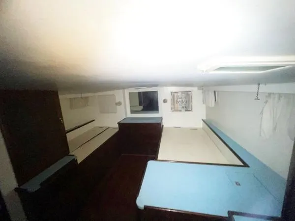 Slide: The Image of Matthews Flush Deck Motor Yacht 1973 - 5