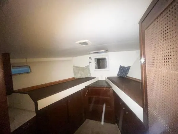 Slide: The Image of Matthews Flush Deck Motor Yacht 1973 - 6