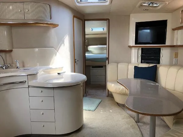 Slide: The Image of Sea Ray 450 Sundancer 1996 - 2
