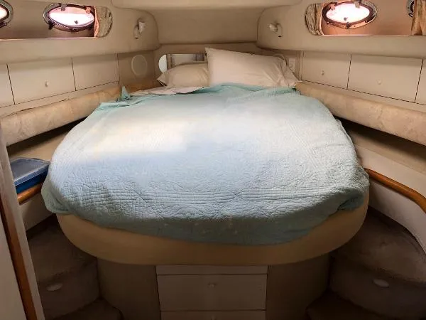 Slide: The Image of Sea Ray 450 Sundancer 1996 - 4