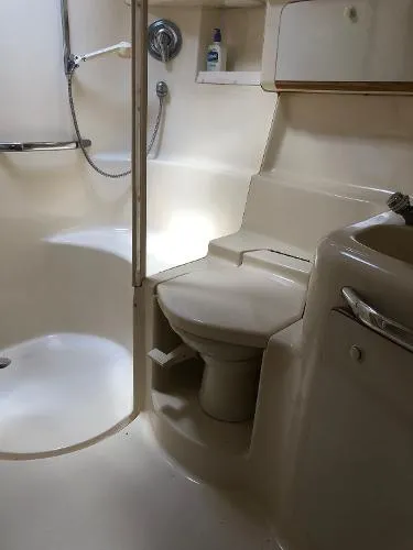Slide: The Image of Sea Ray 450 Sundancer 1996 - 5