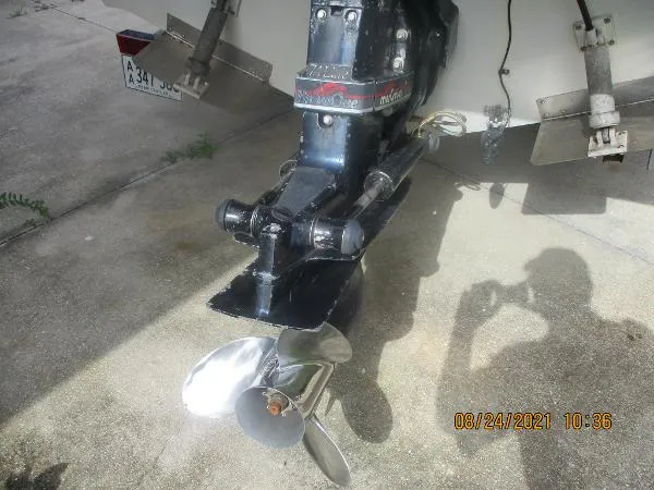 Slide: The Image of Cobalt 23 Condesa 1988 - 7