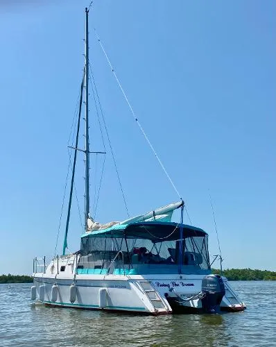 Slide: The Image of Endeavour Catamaran Corp Endeavourcat 1992 - 2