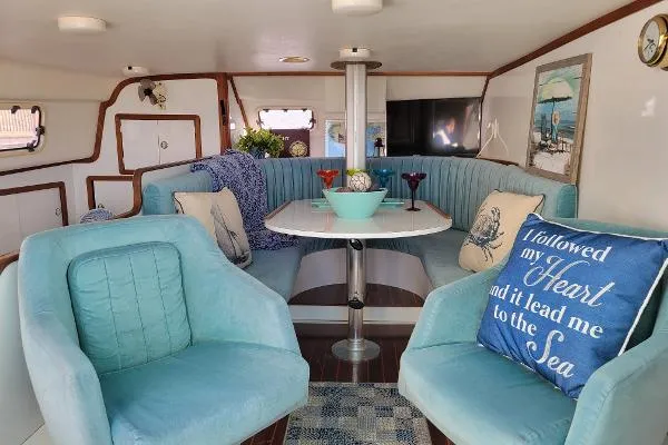 Slide: The Image of Endeavour Catamaran Corp Endeavourcat 1992 - 6