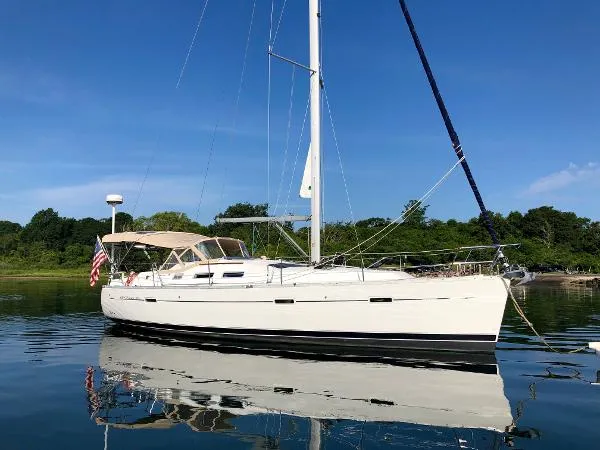 Slide: The Image of Beneteau 373 2004 - 3