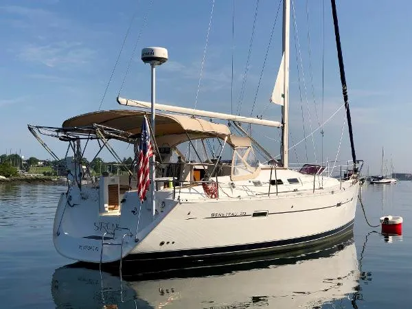 Slide: The Image of Beneteau 373 2004 - 5