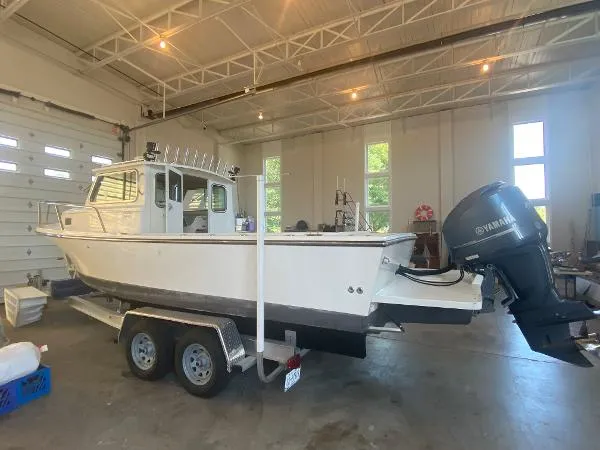Slide: The Image of Parker Marine 2320 SL Sport Cabin 2015 - 2