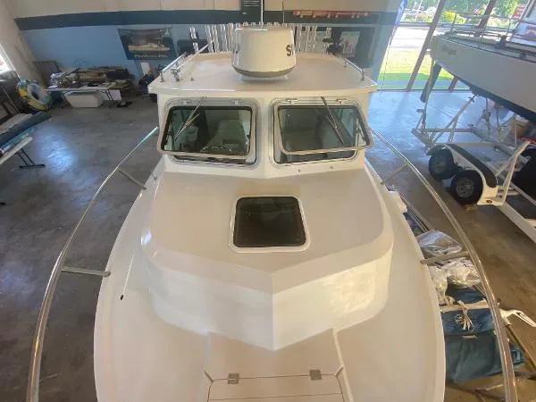 Slide: The Image of Parker Marine 2320 SL Sport Cabin 2015 - 5