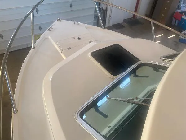 Slide: The Image of Parker Marine 2320 SL Sport Cabin 2015 - 6