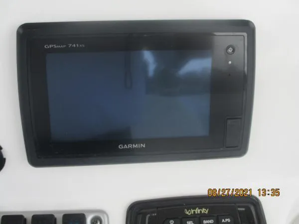 Slide: The Image of Sea Hunt BX22BR 2014 - 2