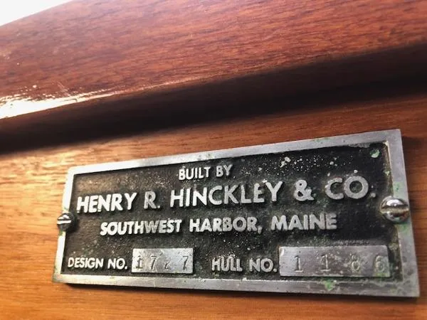 Slide: The Image of Hinckley Yachts Pilot 1966 - 5