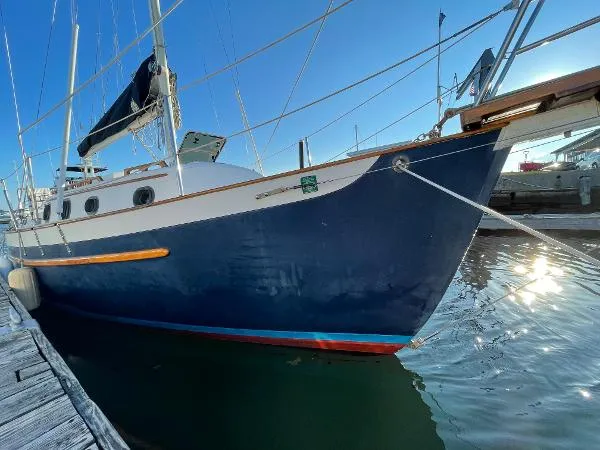 Slide: The Image of Pacific Seacraft Dana 24 1986 - 5