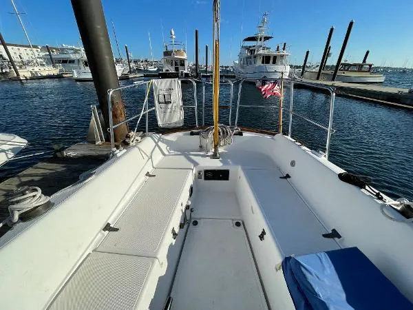 Slide: The Image of Pacific Seacraft Dana 24 1986 - 9