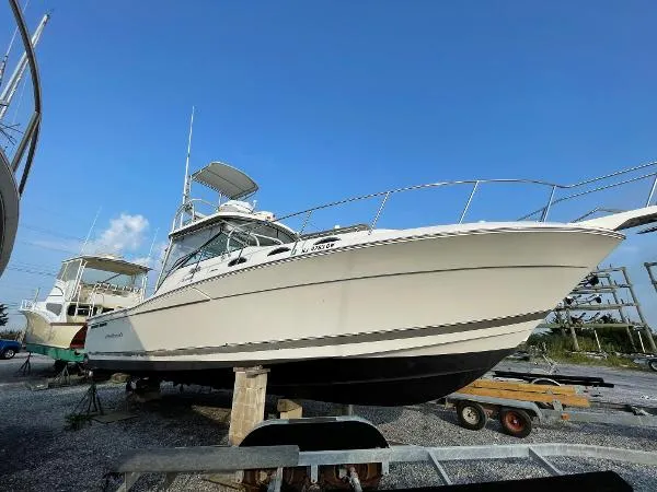 Slide: The Image of Wellcraft 330 Coastal 2005 - 3